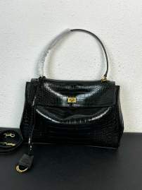 Picture of Balenciaga Handbags _SKUfw177415309fw